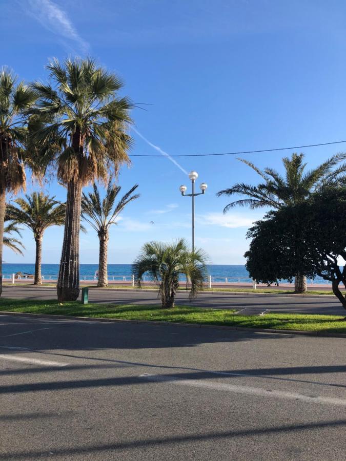 Promenade Des Anglais . Nice Bagian luar foto