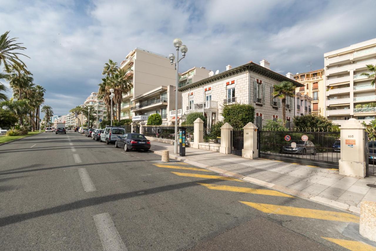 Promenade Des Anglais . Nice Bagian luar foto